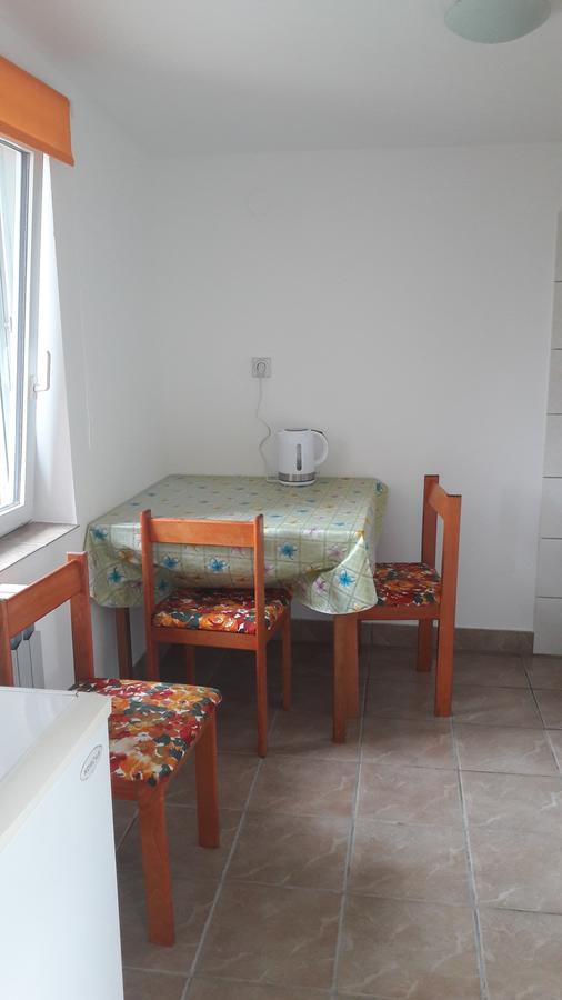 Sobe Majetic Hotell Bizovac Exteriör bild